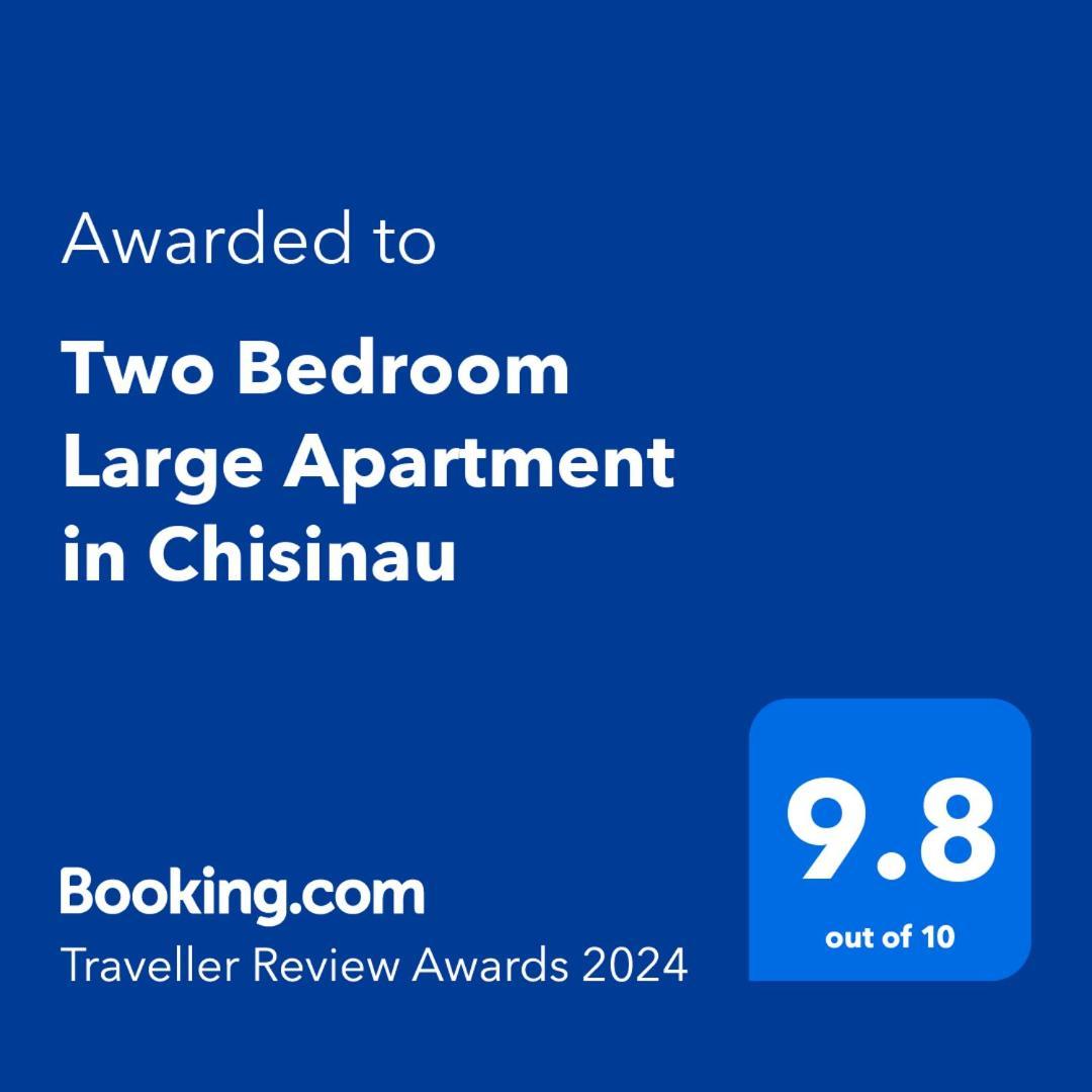 Two Bedroom Large Apartment In คีชีเนา ภายนอก รูปภาพ